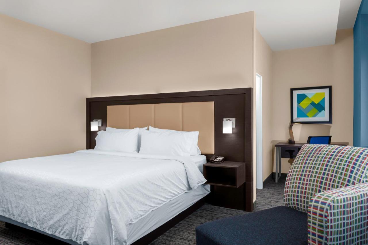 Holiday Inn Express - Kansas City Downtown By Ihg Стая снимка